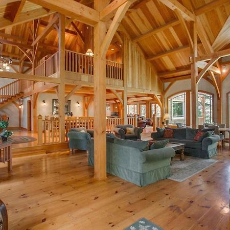 Snowgrass Lodge - River, Mountain Views & Hot Tub Leavenworth Εξωτερικό φωτογραφία